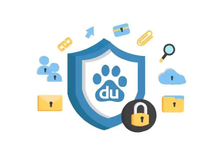 女子订婚前帮闺蜜染发手被染成蓝色